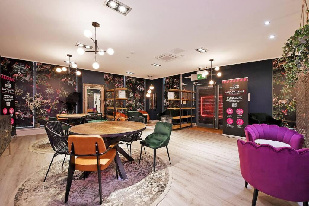 Perfectly Located City Centre Studio Apartment - West One With Free Wifi, Gym Access, Netflix シェフィールド エクステリア 写真