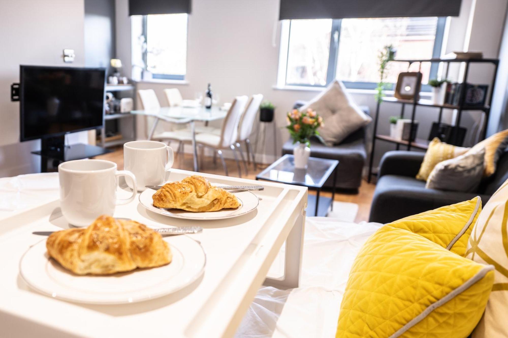 Perfectly Located City Centre Studio Apartment - West One With Free Wifi, Gym Access, Netflix シェフィールド エクステリア 写真