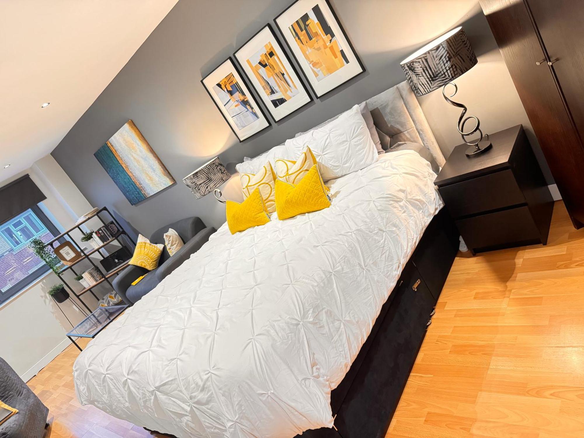 Perfectly Located City Centre Studio Apartment - West One With Free Wifi, Gym Access, Netflix シェフィールド エクステリア 写真